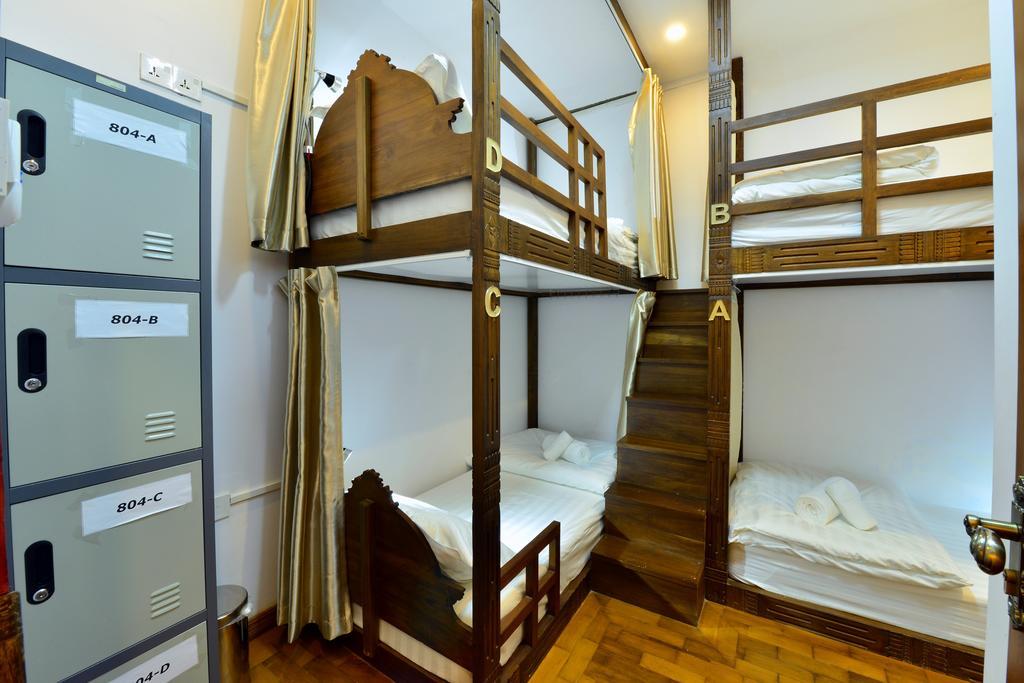 Backpacker Hostel Yangon Exterior photo