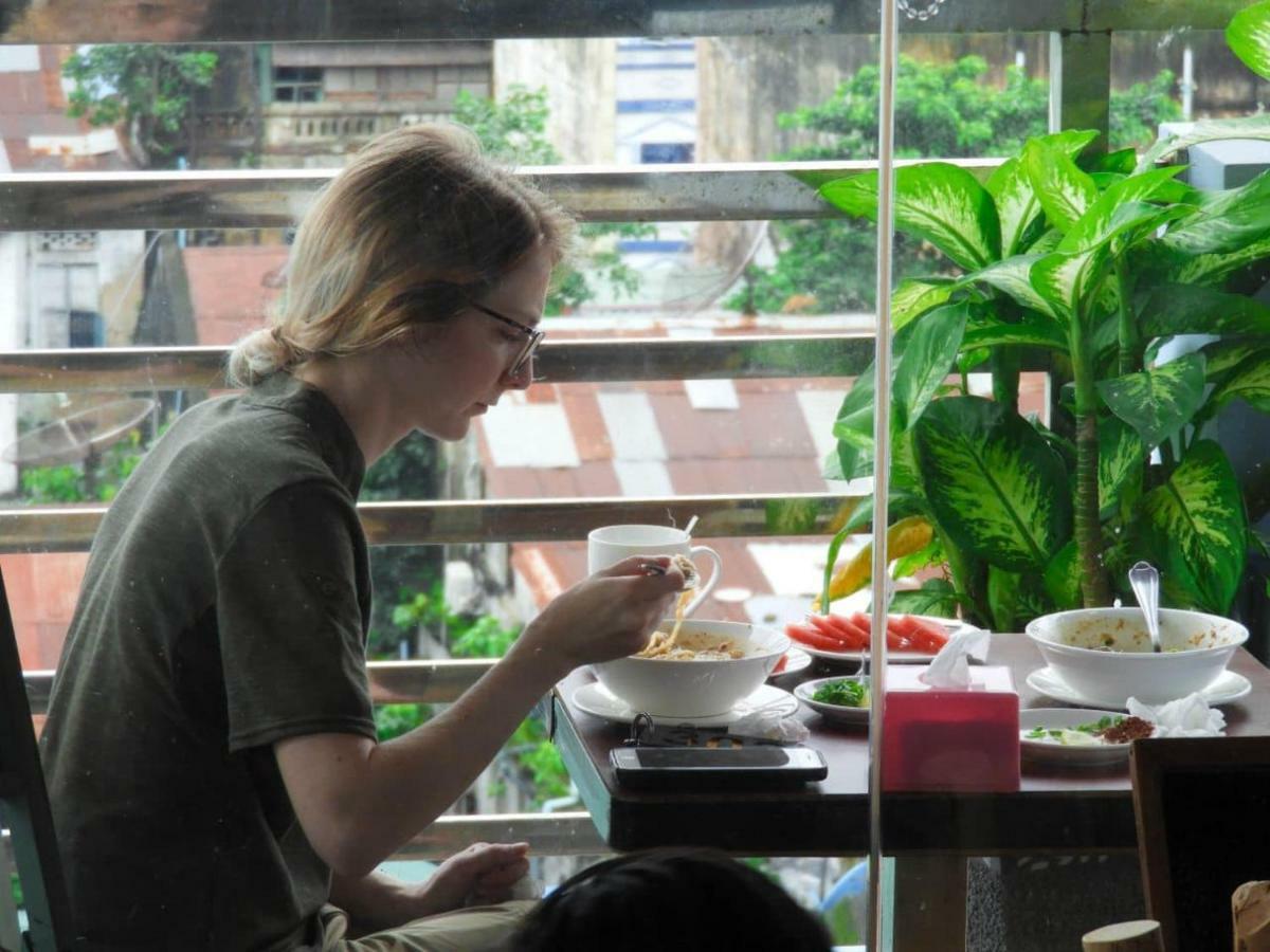Backpacker Hostel Yangon Exterior photo